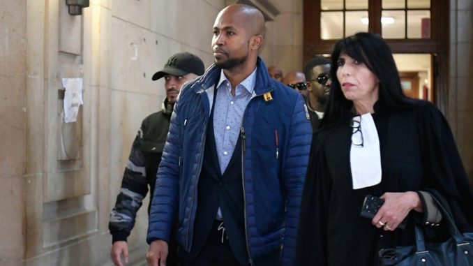 Rohff en compagnie de son avocate, lors de son procès en juin 2019